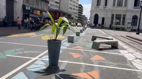 Centro de Cali vuelve a ser semipeatonal Centro de Cali vuelve a ser semipeatonal