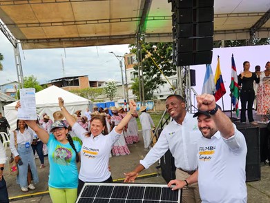 Programa “Colombia Solar” beneficia a familias caleñas Programa “Colombia Solar” beneficia a familias caleñas