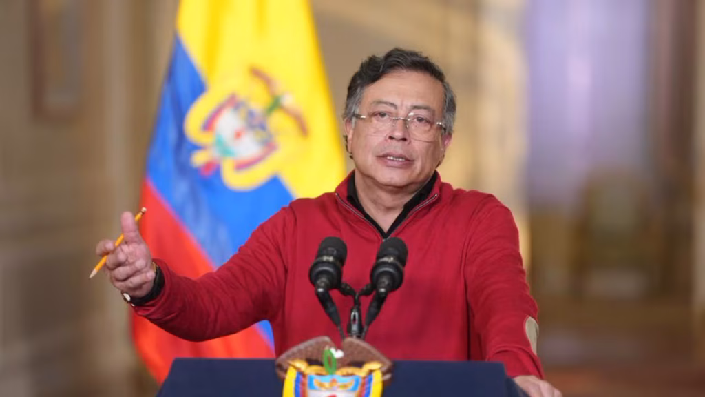 Gobierno Petro anuncia la reinstalación de la mesa de concertación del salario mínimo