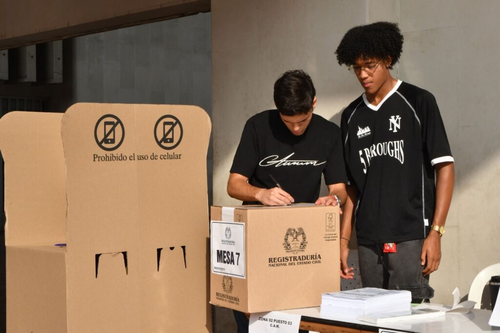 Votar donde hoy se vive: migrantes del Pacífico ejercerán su derecho al voto en Cali