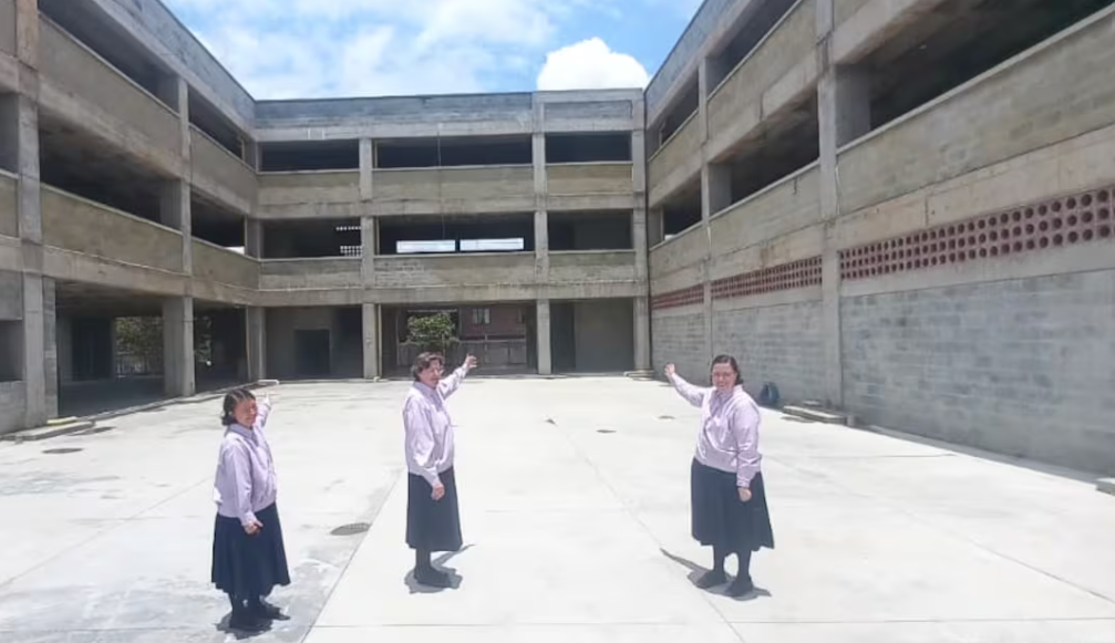 Educación en riesgo: $4.000 millones urgentes para finalizar el colegio Nuestra Señora del Encuentro con Dios en Potrero Grande, Cali Educación en riesgo: $4.000 millones urgentes para finalizar el colegio Nuestra Señora del Encuentro con Dios en Potrero Grande, Cali