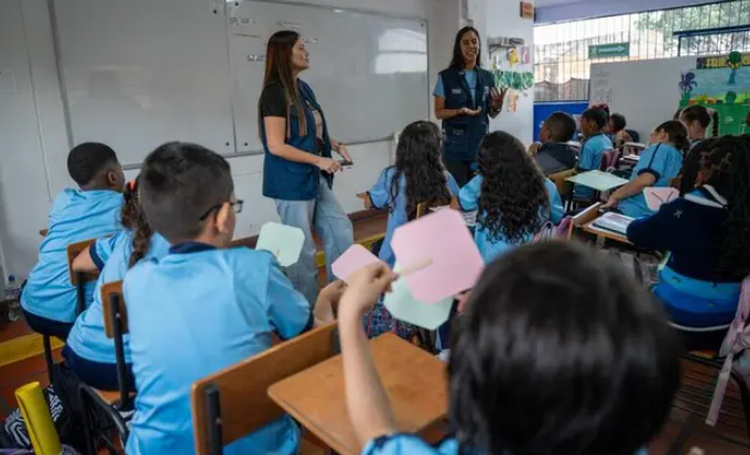 Prevención de la violencia en Cali: más de 12.000 estudiantes acceden a rutas de denuncia en aulas Prevención de la violencia en Cali: más de 12.000 estudiantes acceden a rutas de denuncia en aulas