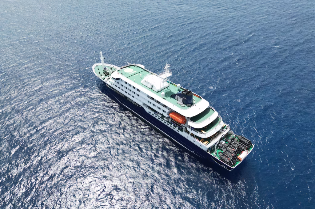 Tres personas han muerto en el crucero. Foto/ AFP.