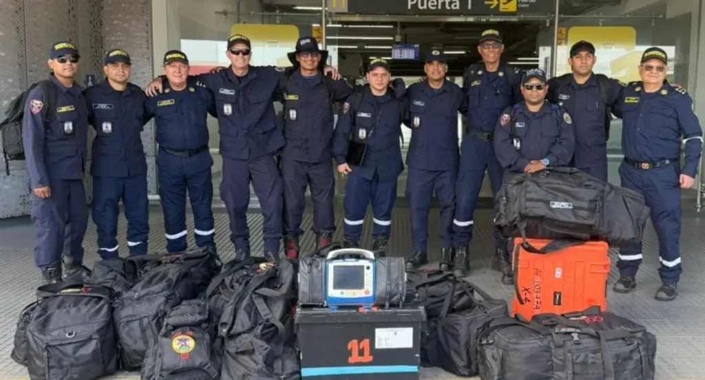 Nueve rescatistas de Bomberos Cali viajarán a Venezuela para apoyar labores de búsqueda tras los terremotos